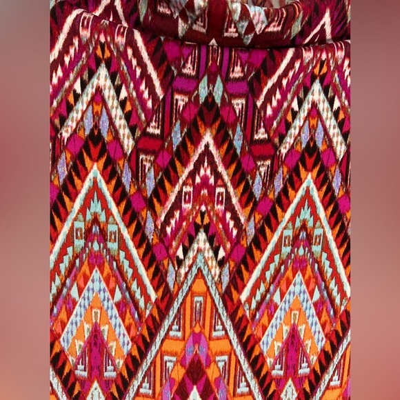 Investments Petite women’s blouse size PM - Picture 4 of 5